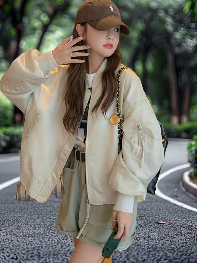 棒球领外套怎么搭配好看