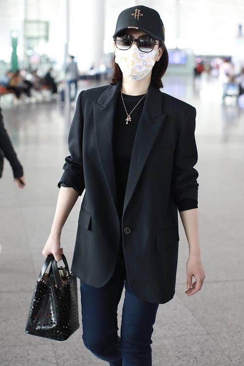 西装搭配什么帽子