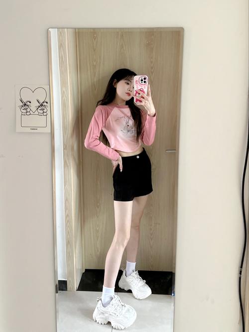 155身高女孩怎么搭配图片