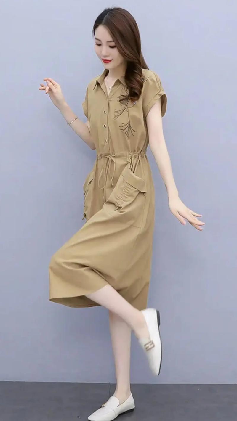 155穿过膝长裙怎么搭配图片