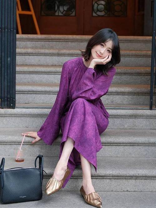 紫色的紫色的鞋子怎么搭配衣服好看图片大全