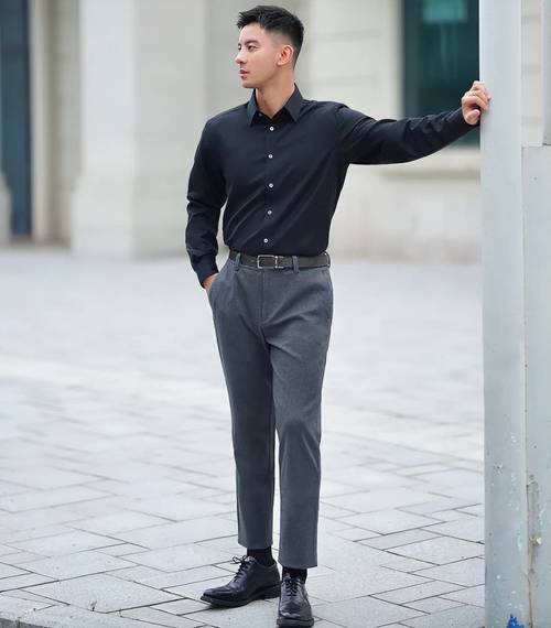 什么裤子配衬衫