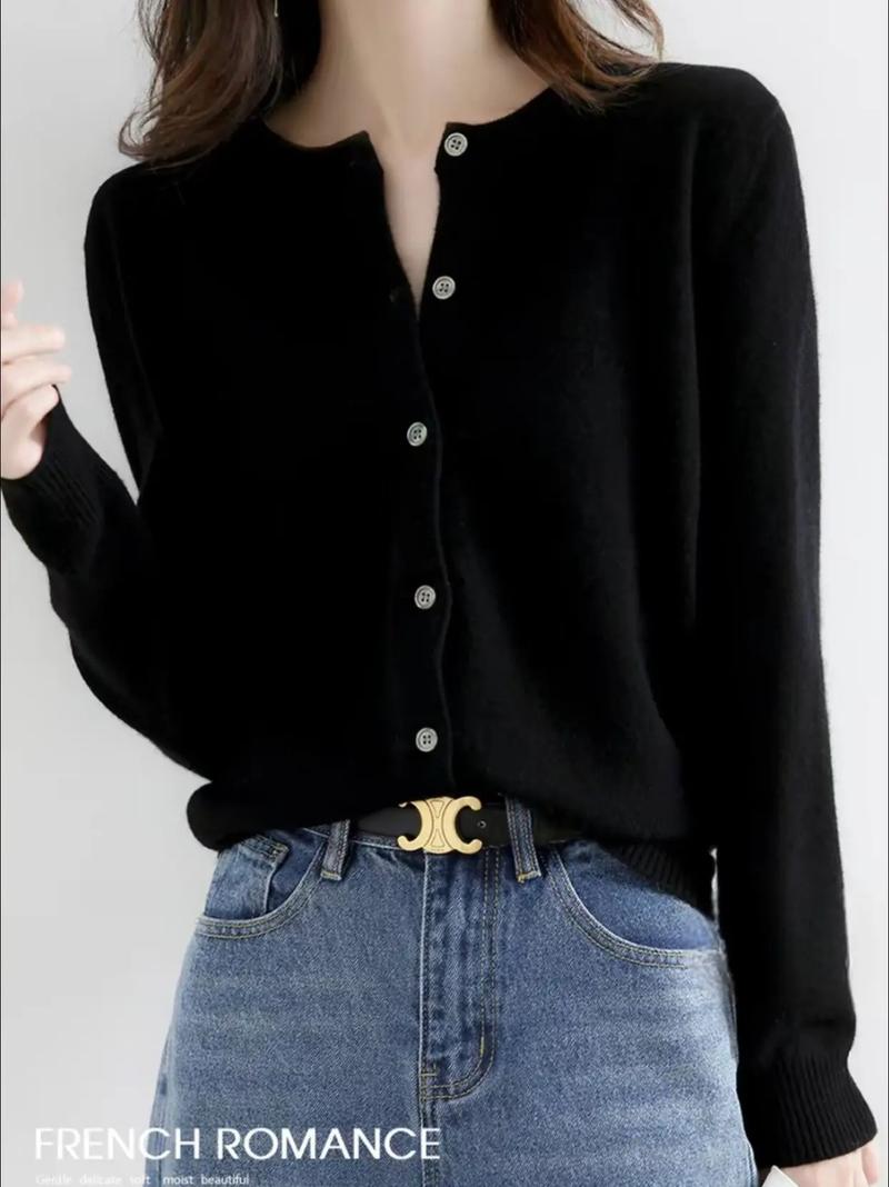 黑色针织衫长袖怎么搭配图片