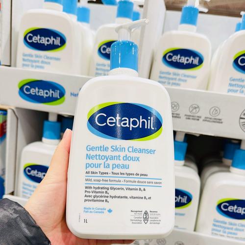 丝塔芙洗面奶 透明