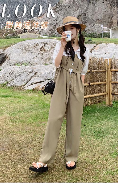 连体裤配什么鞋