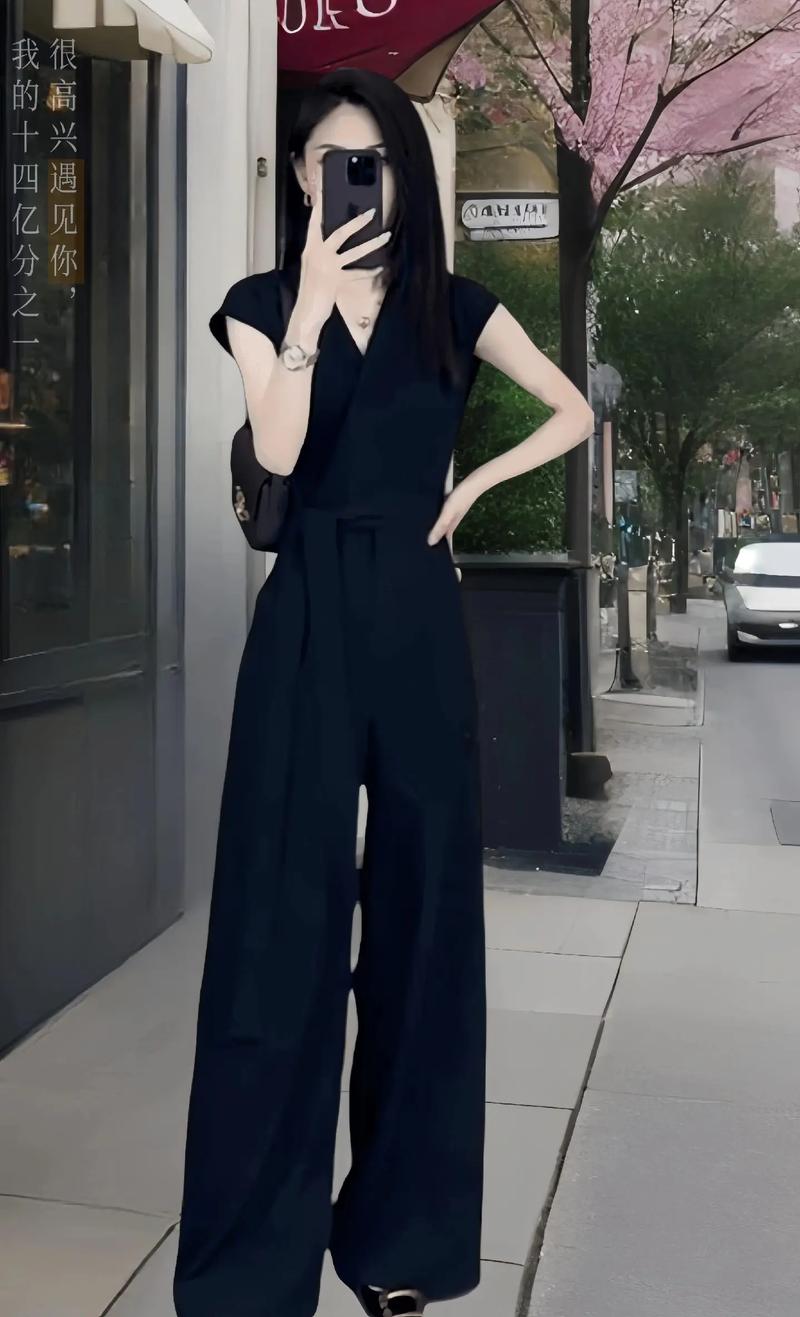 连体裤配什么鞋