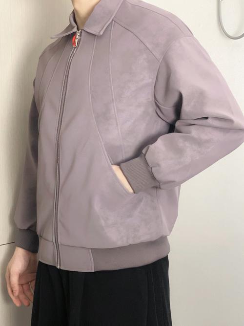 灰色皮衣怎么搭配图片女