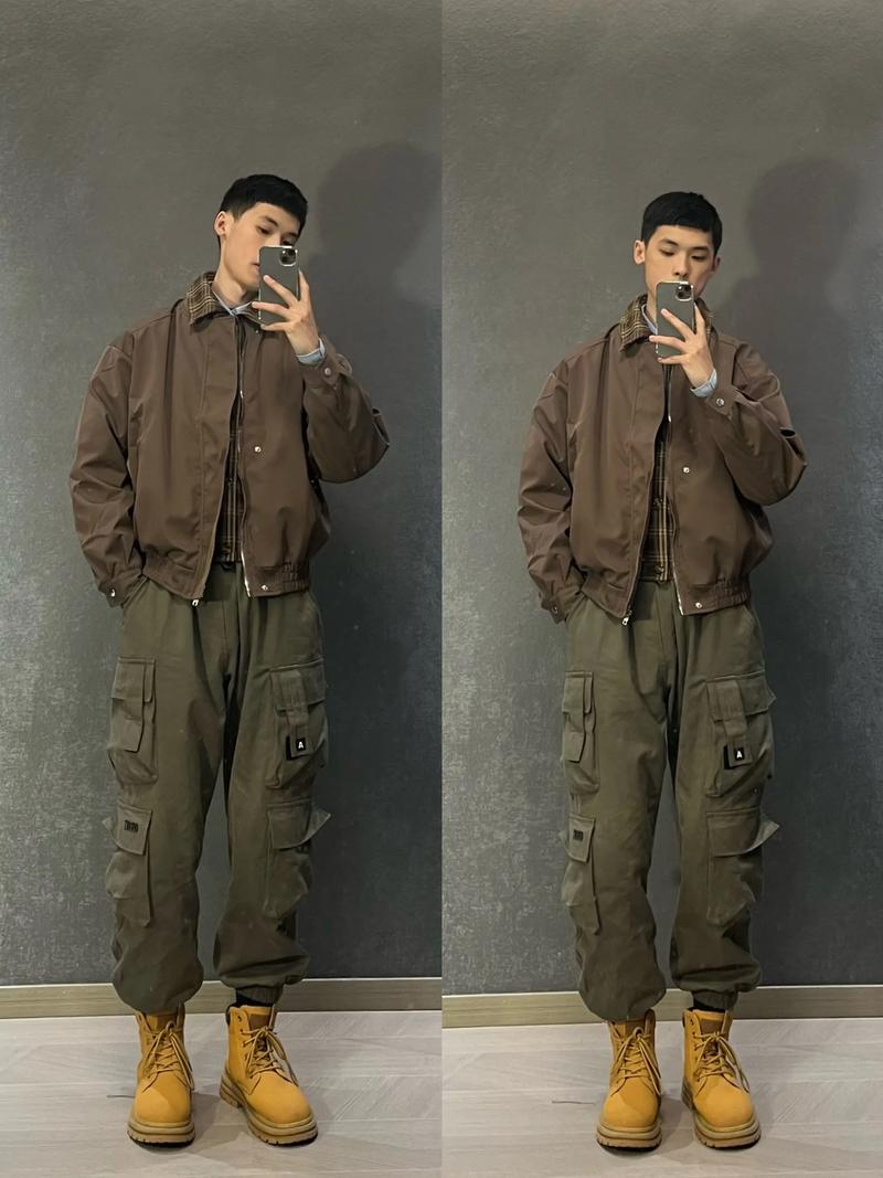 工装裤搭配什么衣服