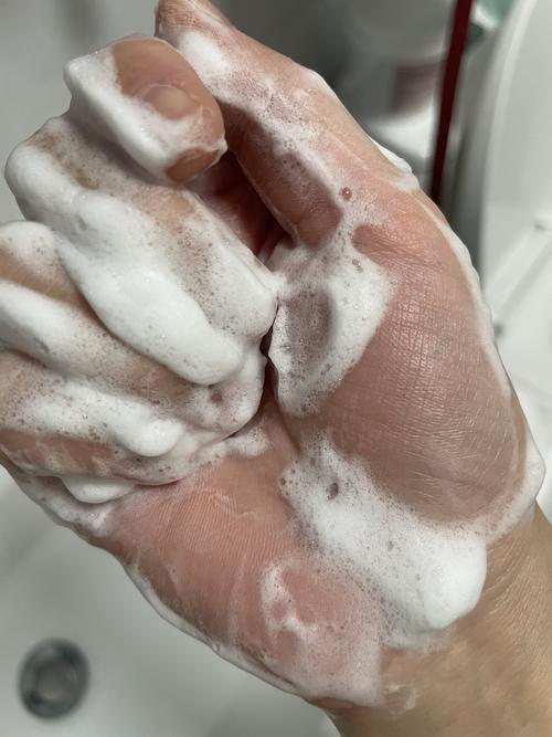 早上清水晚上洗面奶