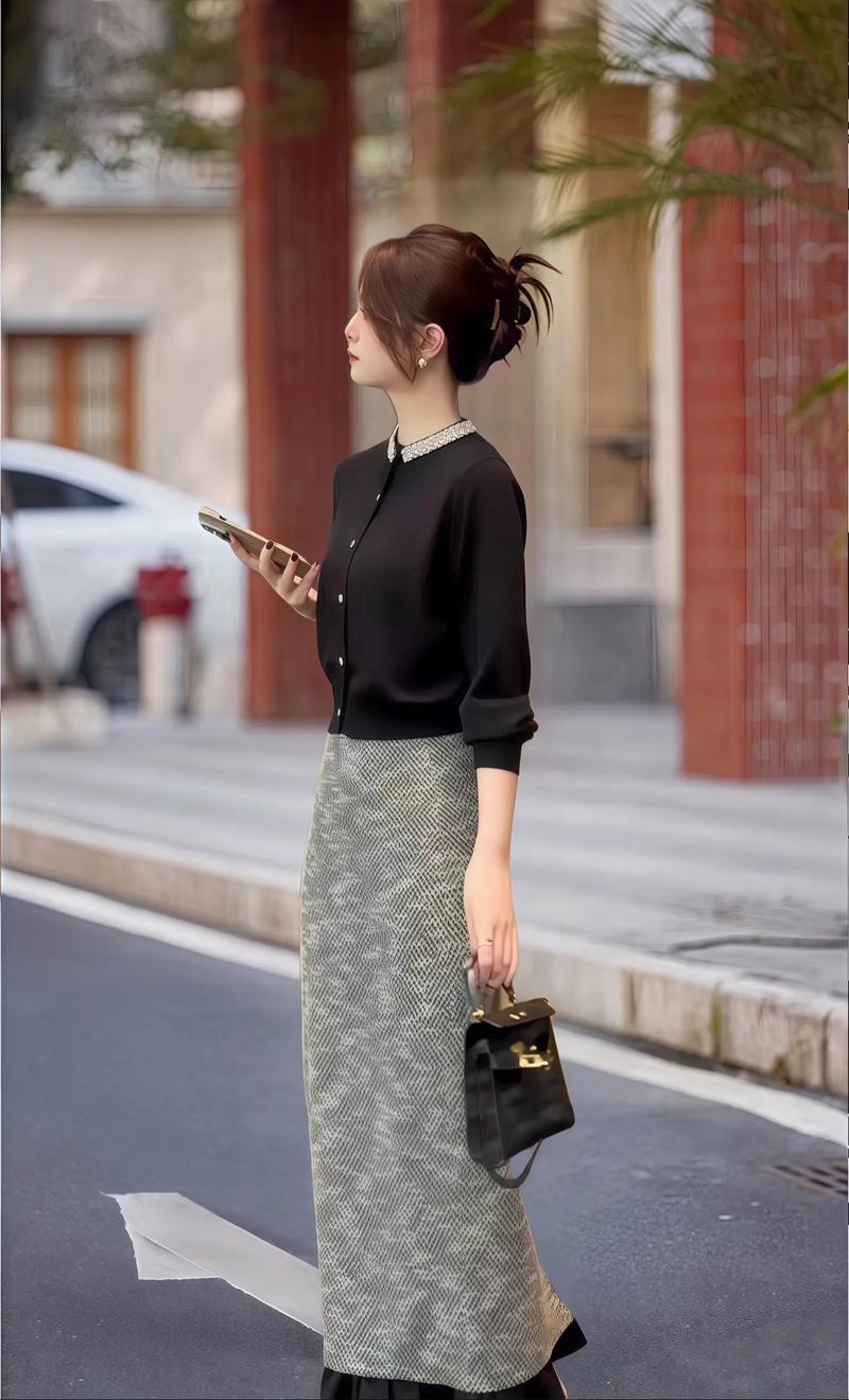 小个子针织半身裙怎么搭配