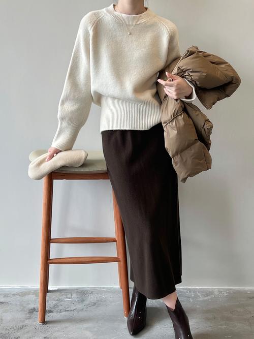 小个子针织半身裙怎么搭配