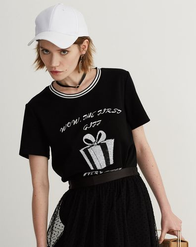 黑色印花纱衣怎么搭配