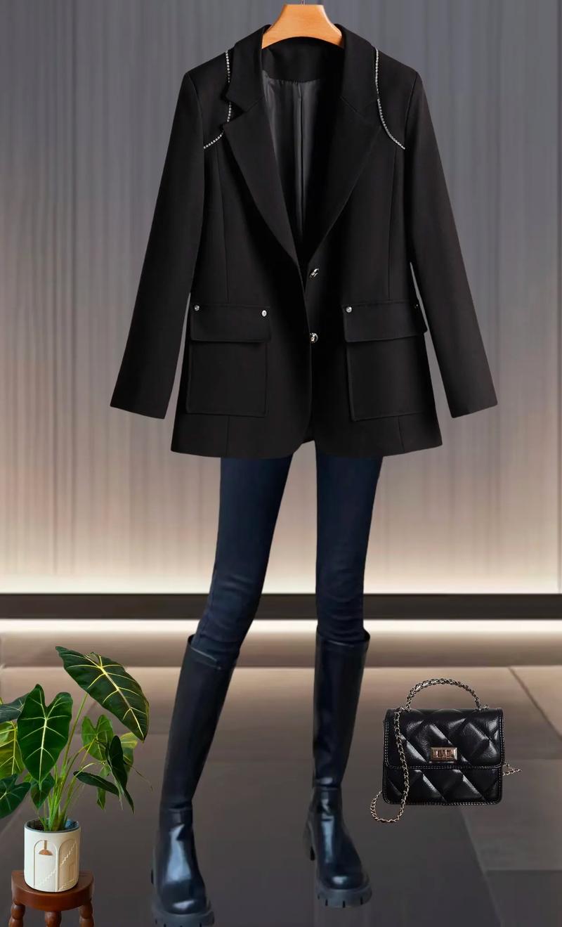 黑色修身西装外套怎么搭配女