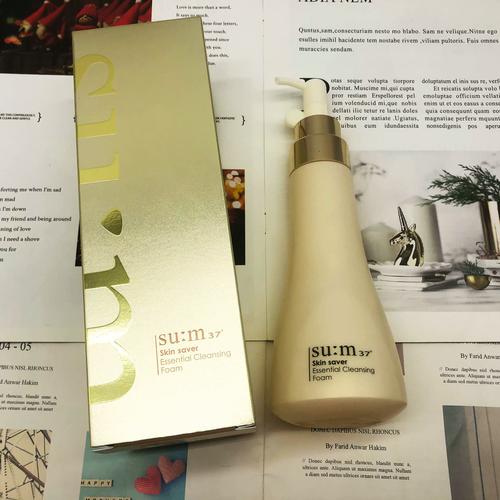 呼吸精粹焕肤洗面奶