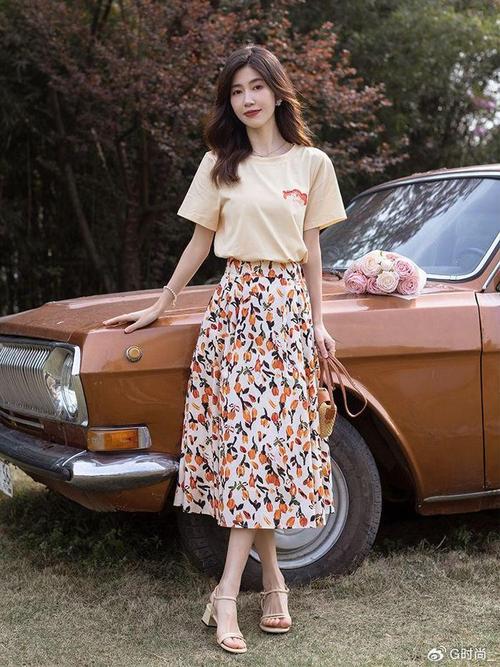 脚踝长裙怎么搭配