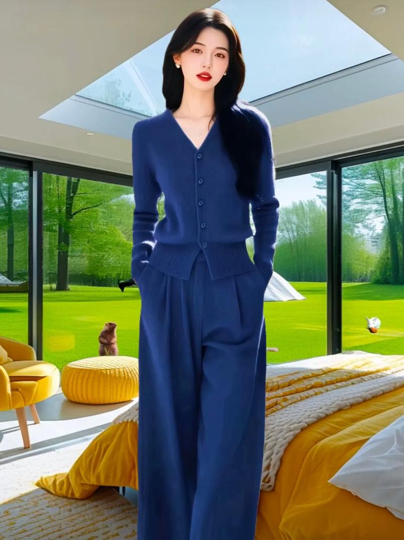 蓝色上衣应该怎么搭配