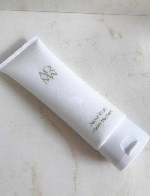 戴珂白檀洗面奶价格