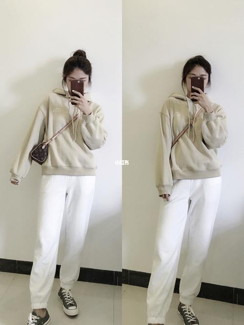 绿白卫衣怎么搭配