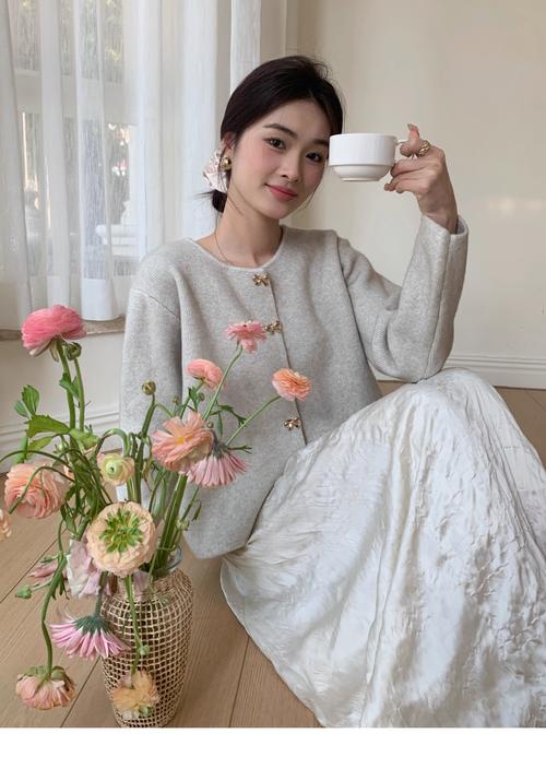 日系针织衫怎么搭配