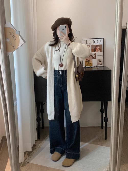 长开衫怎么搭配衣服图片欣赏