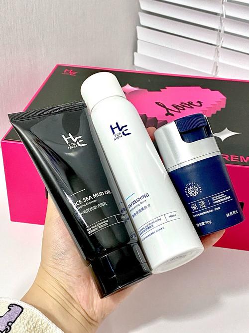 油性有痘用什么护肤品