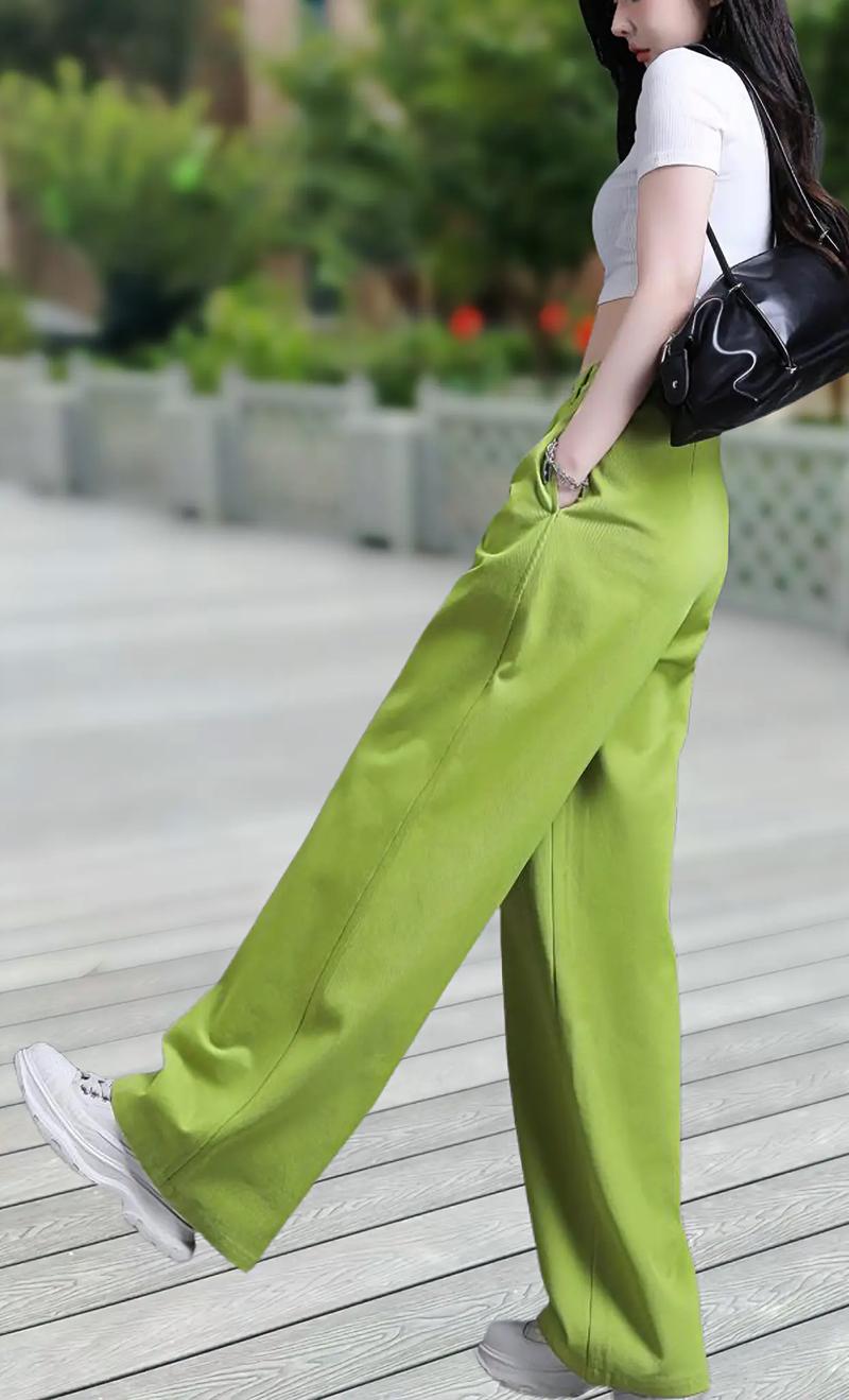 绿色鞋子搭配什么裤子