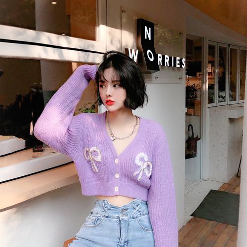 紫色毛衣搭配什么外套