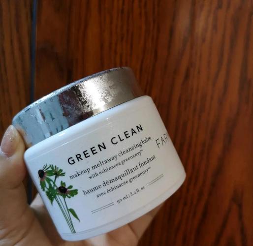 适合混合偏油的护肤品