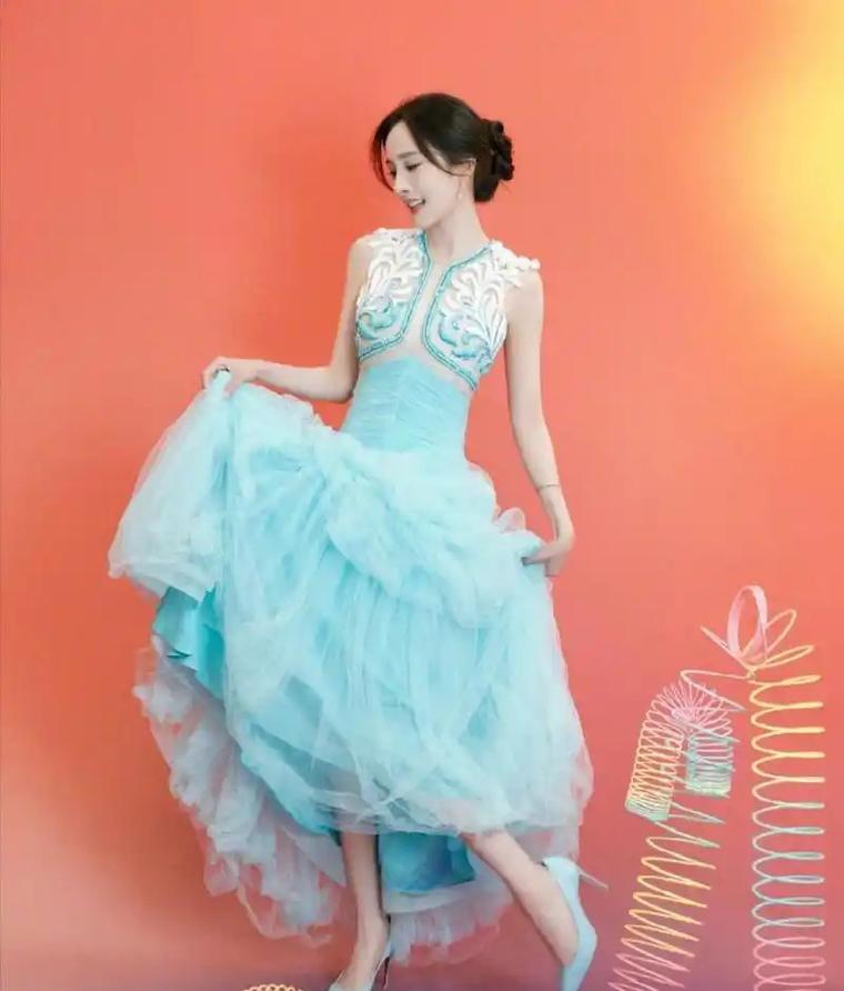 粉色鞋配什么衣服