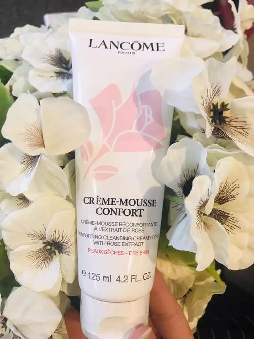 兰蔻玫瑰洗面奶新款