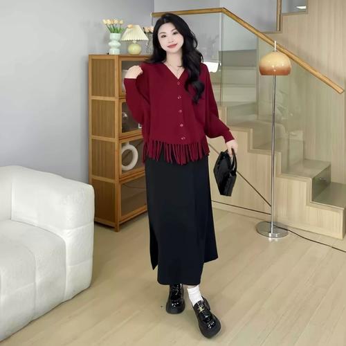 胖行的女生怎么搭配衣服才好看