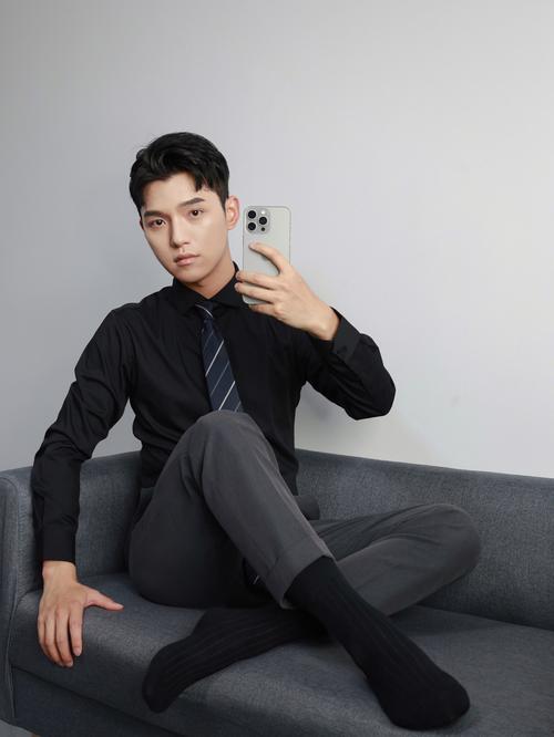 西装配什么袜子