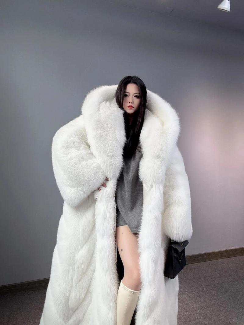 长皮草怎么搭配图片