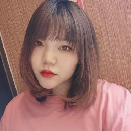 胖女生适合什么发型