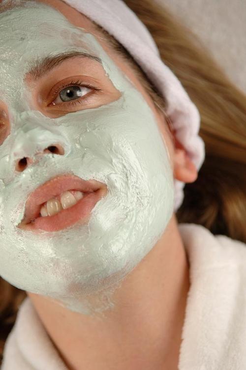 敷完面膜涂什么