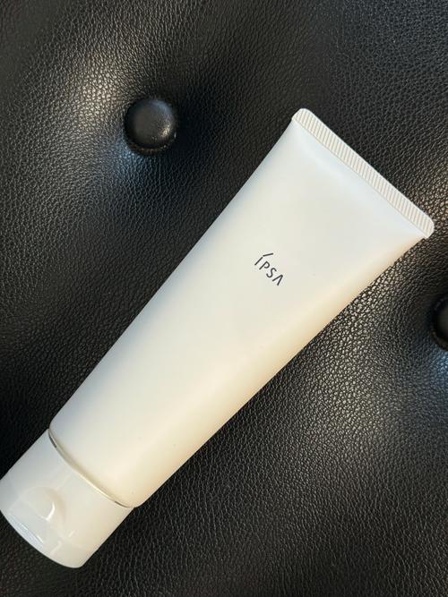 角质薄用啫喱洗面奶