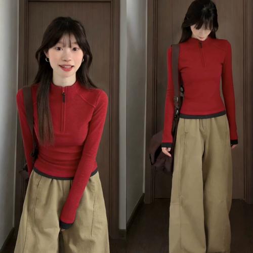 红色体恤怎么搭配外套