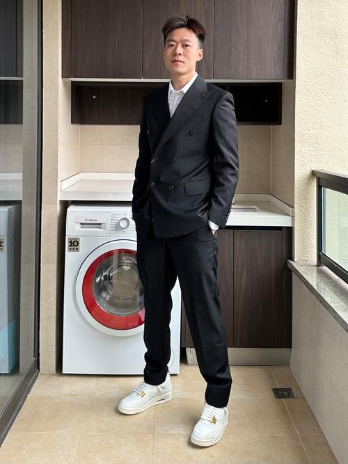 西装配什么鞋子好看