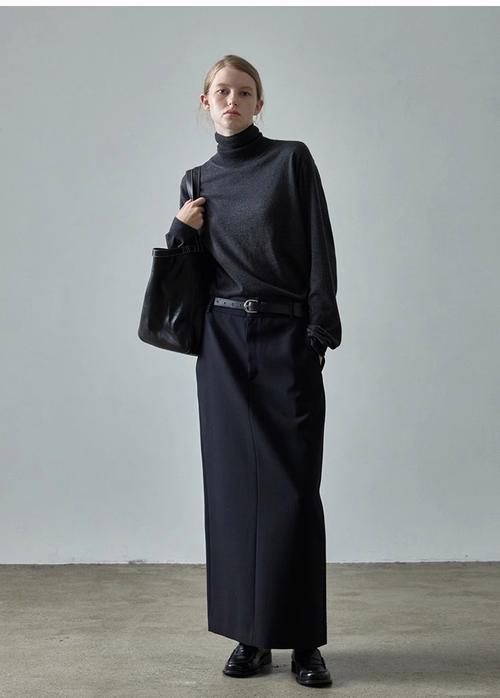 灰色系半身裙怎么搭配