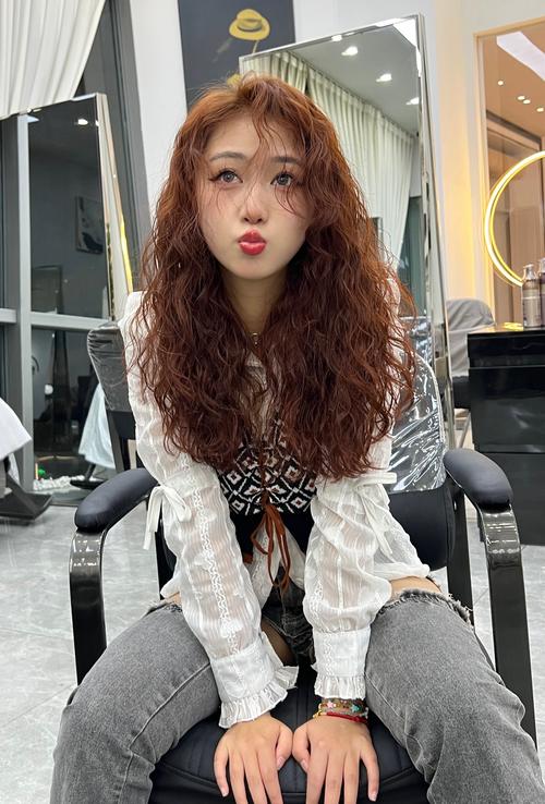 头发少适合什么烫