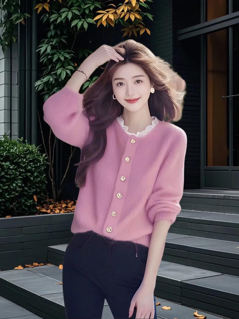 粉色毛衣 粉色外套怎么搭配