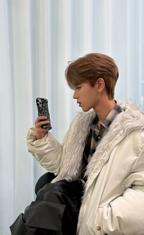 男生什么发型最帅