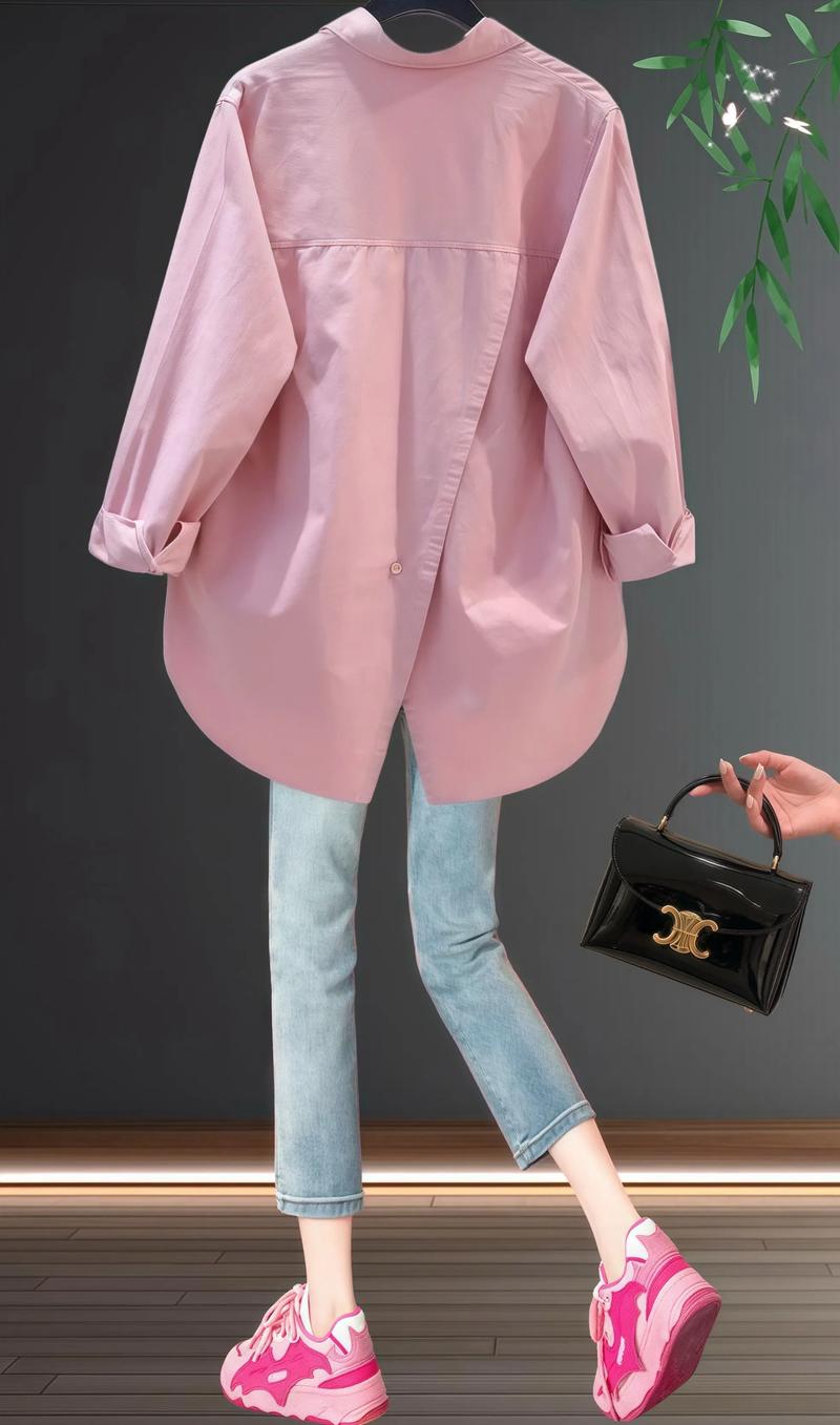 裸粉衬衣怎么搭配衣服