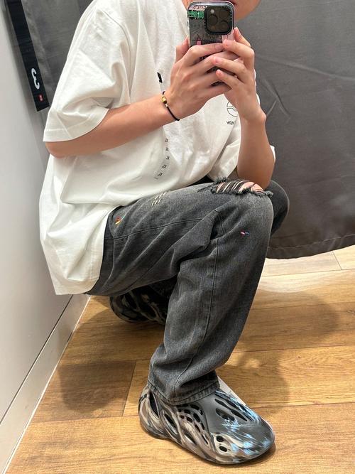 椰子鞋怎么搭配衣服男