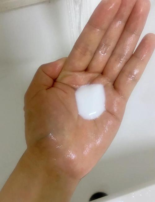 大宝绿茶洗面奶碱性